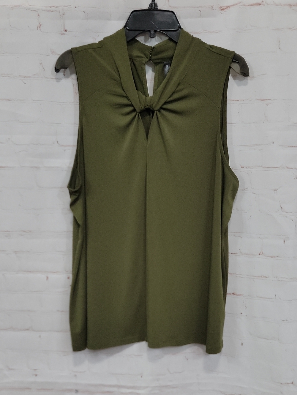 Massini Olive Knot-Front Sleeveless Tank Top